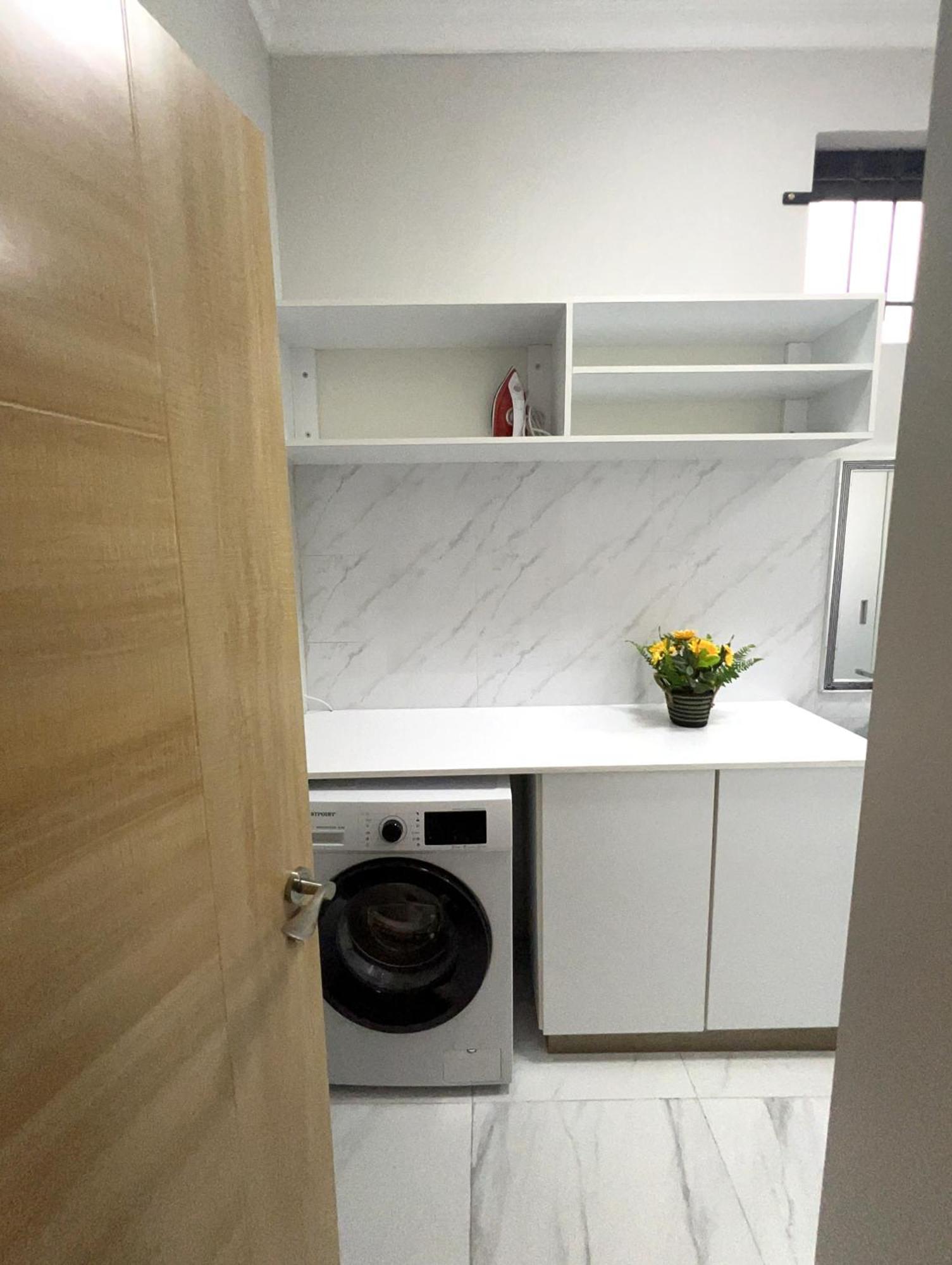 Newly Renovated Studio Apartment With Rooftop Pool, Few Steps To The Beach Flic-en-Flacq エクステリア 写真